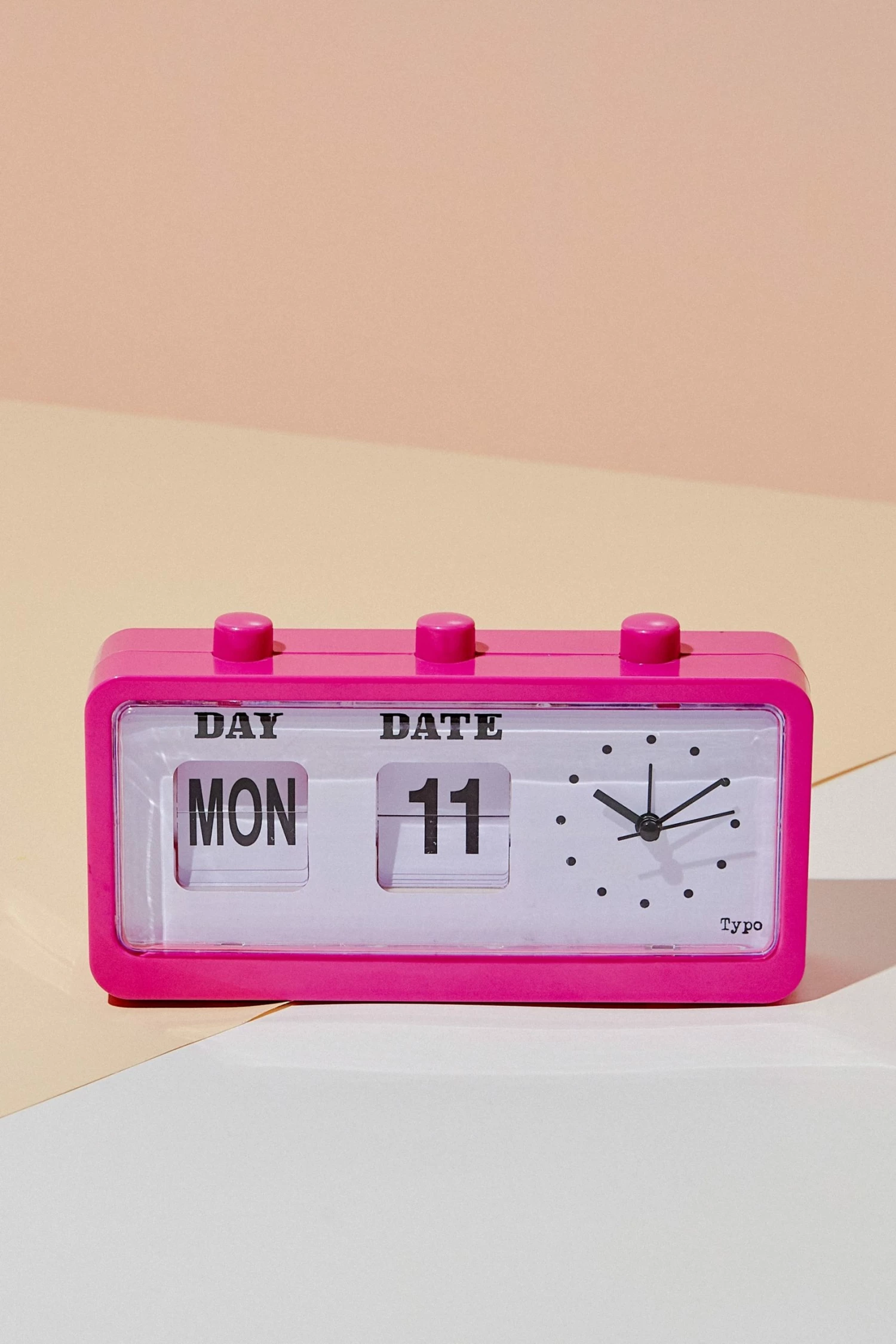 Typo Retro Flip Clock - Image 2