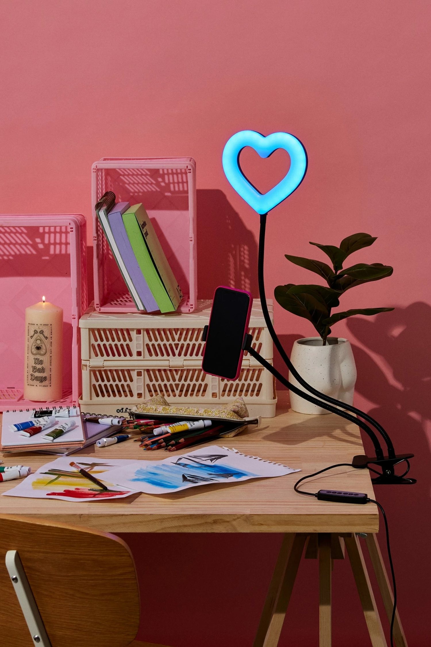 Typo Heart Bend & Snap Ring Light