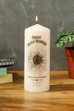 Typo Pillar Candle