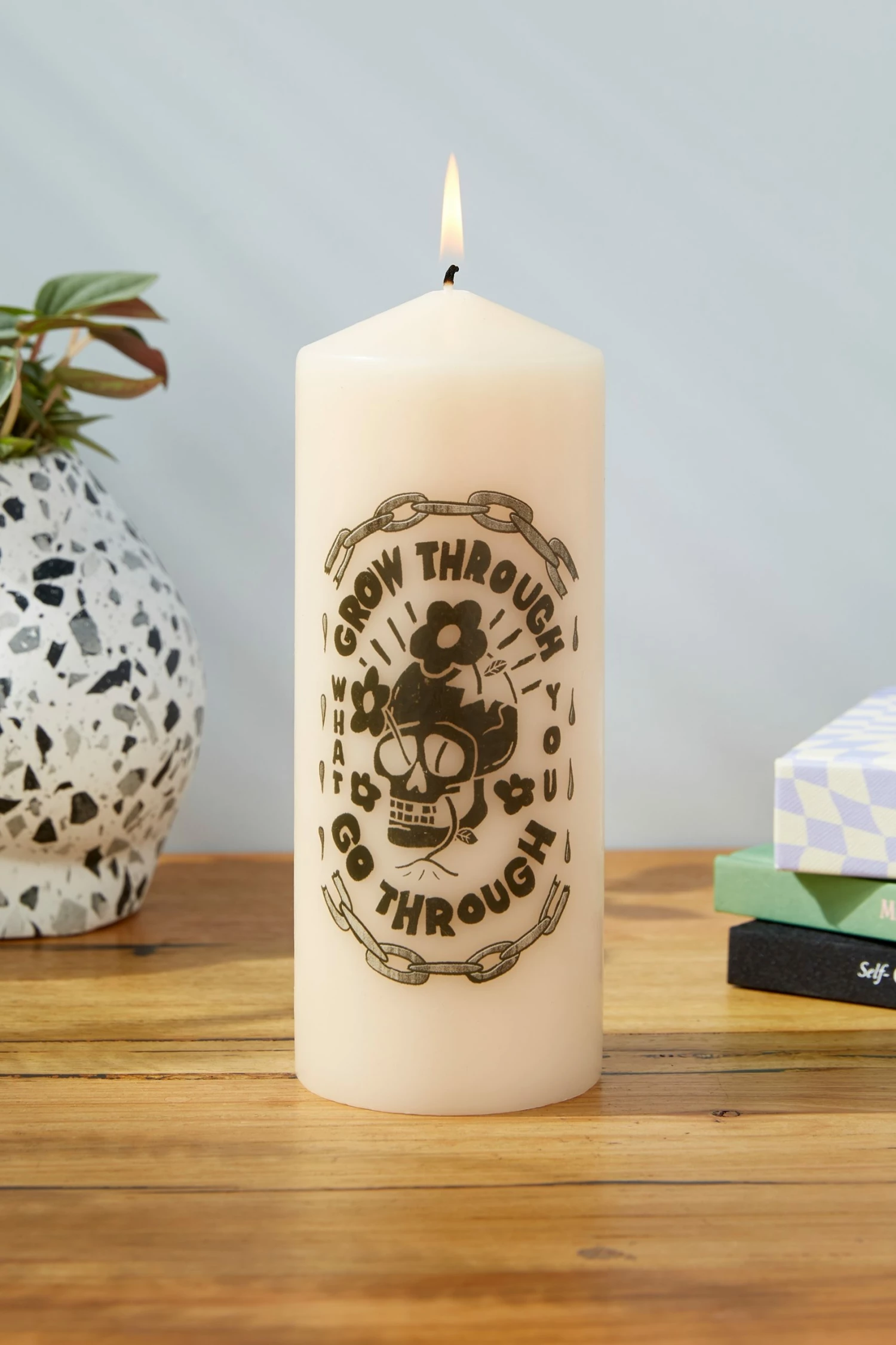Typo Pillar Candle
