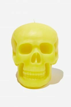 Typo Shaped Skull Candle