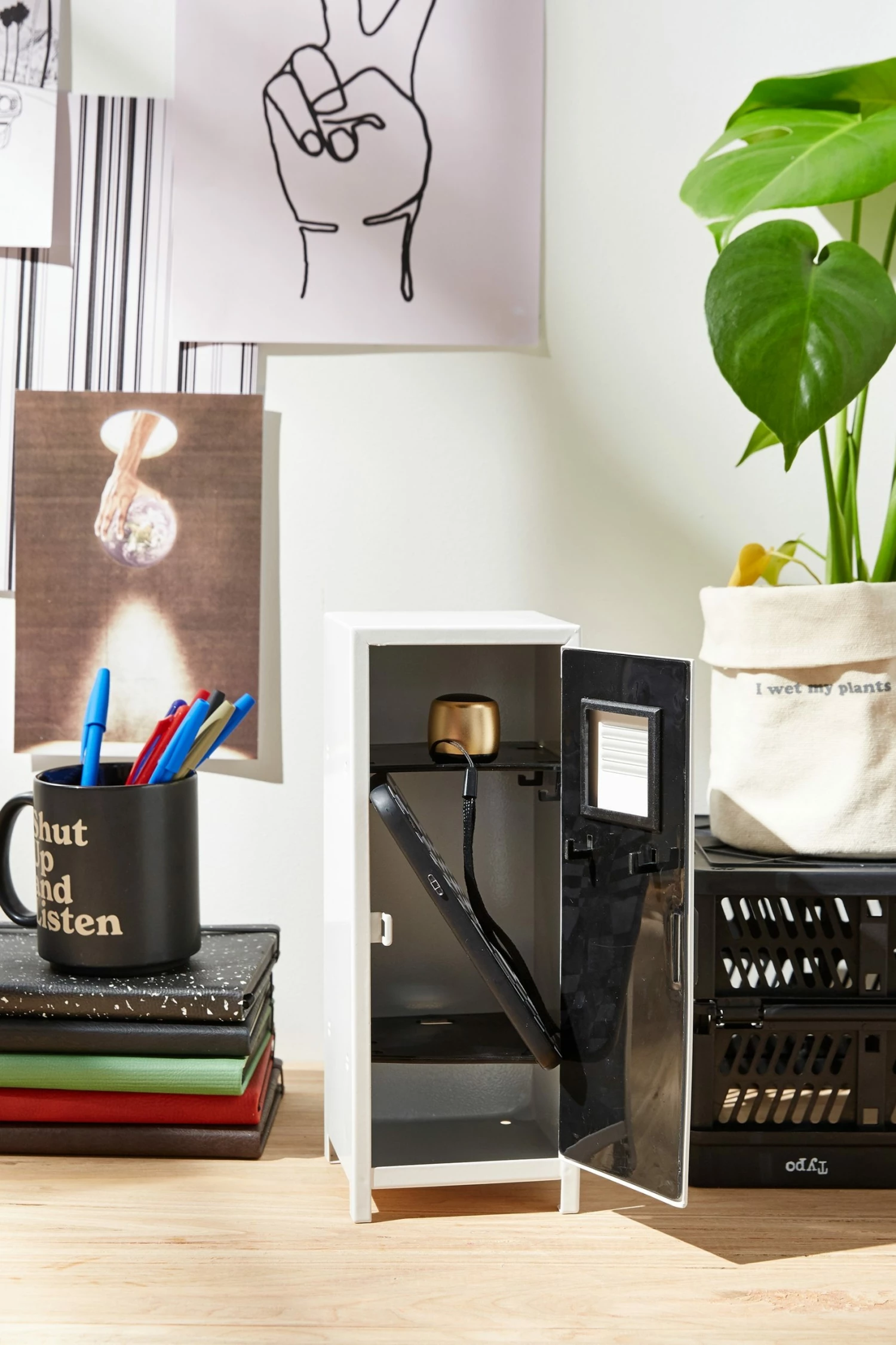 Typo Varsity Desktop Locker - Image 2