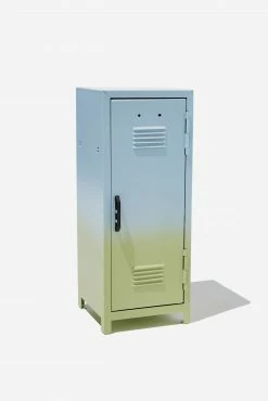 Typo Varsity Desktop Locker